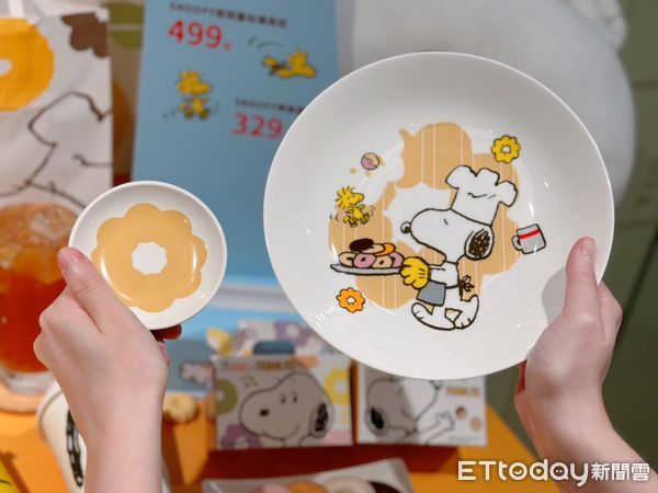 ▲▼「Mister donut」驚喜找來PEANUT漫畫人氣角色「SNOOPY」、「查理布朗」變身成超萌甜甜圈。（圖／記者蕭筠攝）