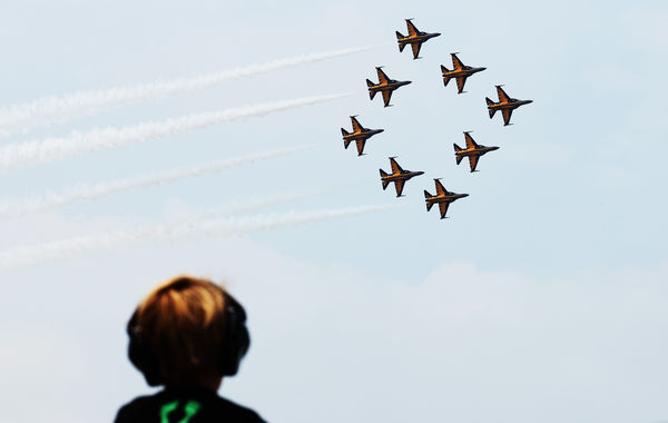 ▲▼駐韓美軍10日在烏山基地實施飛行秀，然而2名台灣人卻因偷拍戰機而遭緊急逮捕。（圖／達志影像）