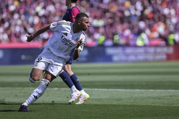 ▲·姆巴佩（Kylian Mbappé）在皇馬3比4不敵巴塞隆納的比賽中上演帽子戲法。（圖／達志影像／美聯社）