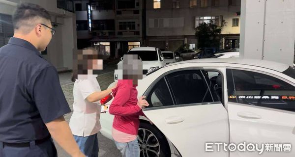 ▲台東八旬婦迷途車陣中，警方協助返家。（圖／記者楊漢聲翻攝）