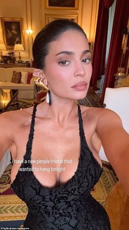 ▲提摩西夏勒梅與凱莉詹娜穩定交往兩年。（圖／翻攝自Timothee Chalamet、Kylie Jenner Instagram）