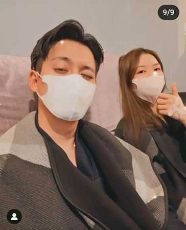 李唯楓（左）與Min（右）交往後，偶爾會在IG上曬恩愛。	（翻攝自mmtsai IG）
