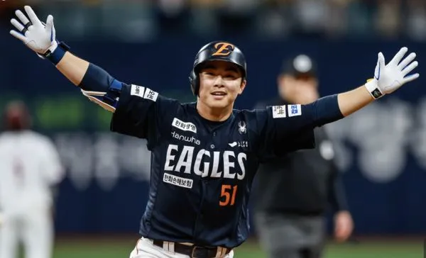 ▲韓華鷹文賢彬。（圖／截自韓華鷹粉絲團）