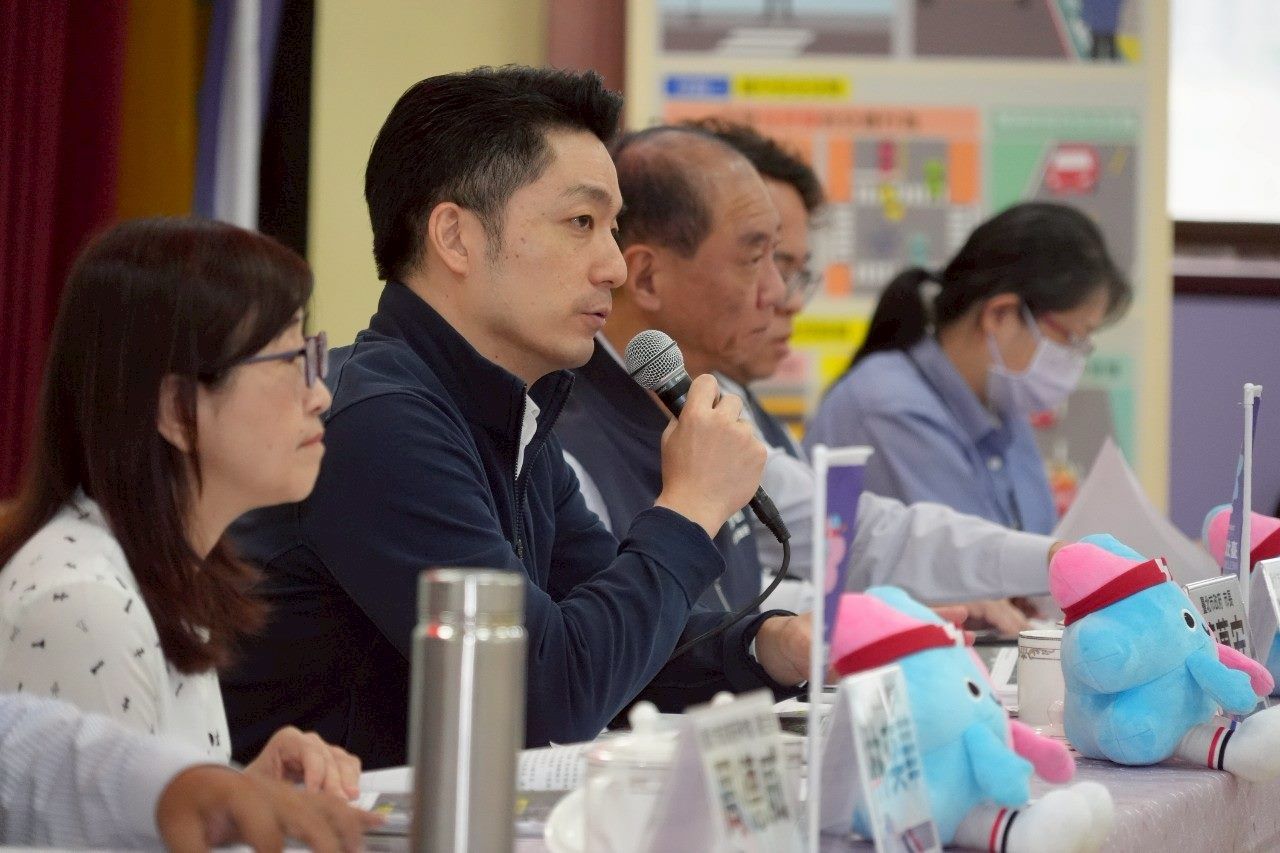 ▲▼北市秀明路一段19巷因都更遭廢巷，引發居民困擾。（圖／台北市政府）