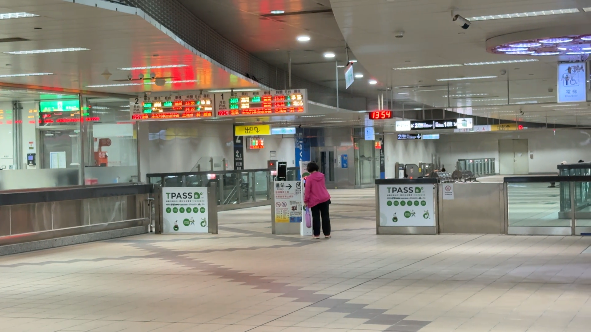 ▲▼三塊厝車站,高雄鐵路地下化,台鐵捷運化,高雄市市定古蹟,台鐵縱貫線地下化車站,木造火車站,蒸汽火車頭。（圖／記者姜國輝攝）