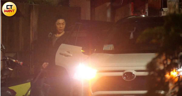 檸檬派1／派翠克深夜會檸檬　陪啦啦隊女神返香閨