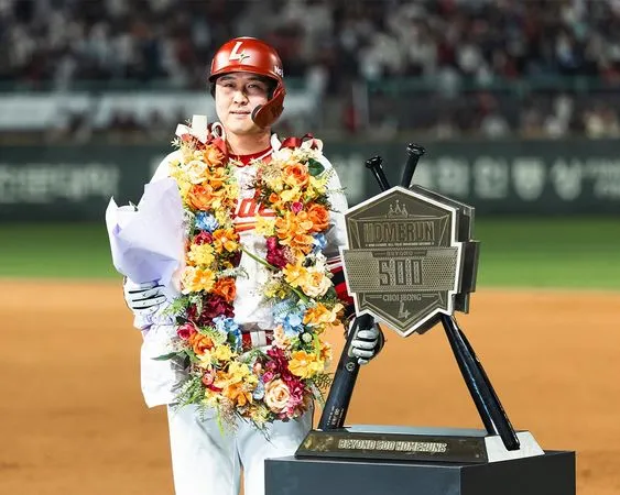 ▲崔廷達成500轟。（圖／SSG登陸者IG）