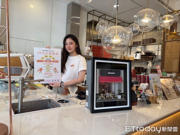 ▲台南人氣甜點店「芙拉咖啡」以軟心巴斯克蛋糕打響知名度，創辦人黃筱涵靠政府貸款成功創業並預計拓點藍晒圖。（記者林東良翻攝，下同）
