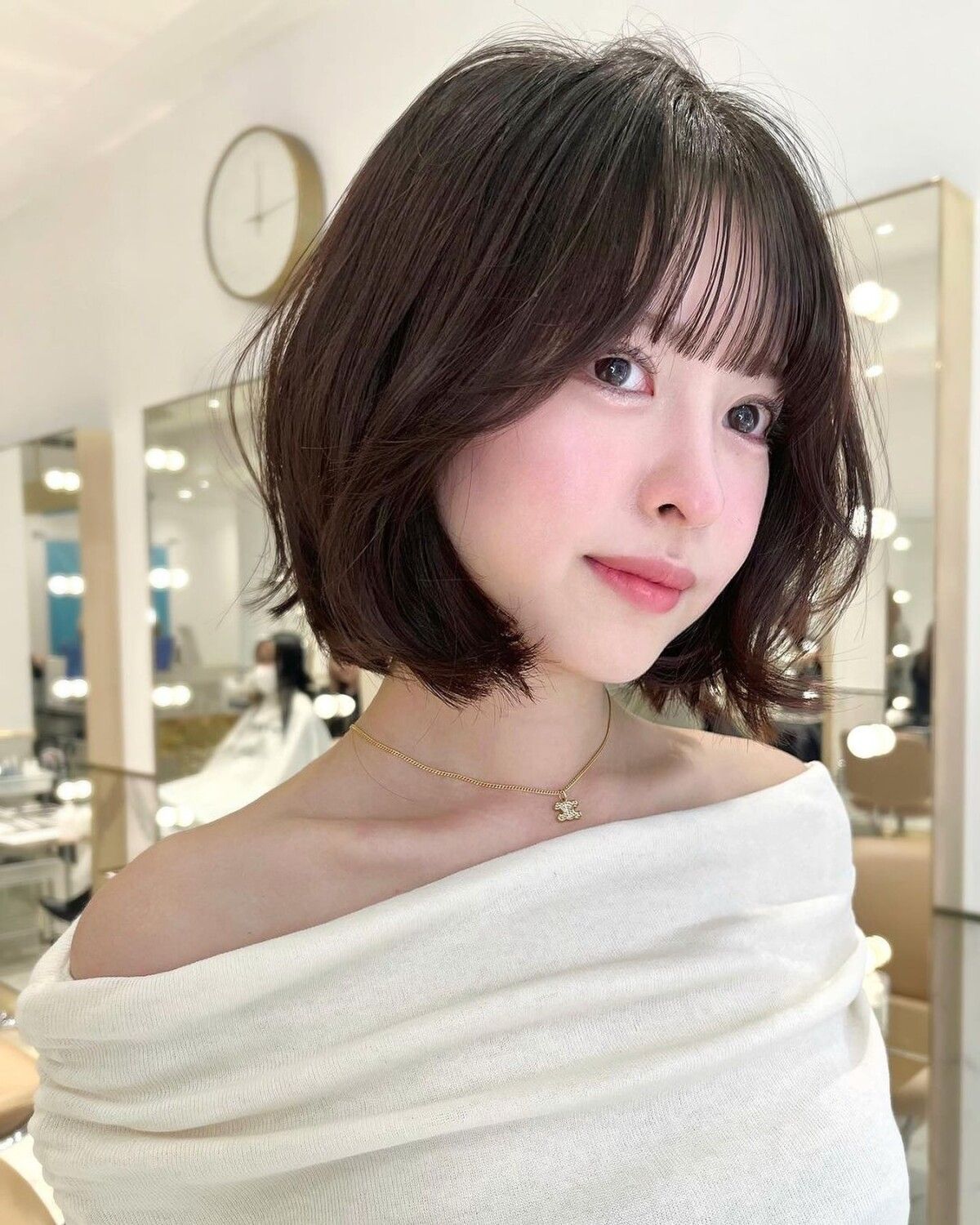 ▲法式瀏海 。（圖／翻攝自IG）
