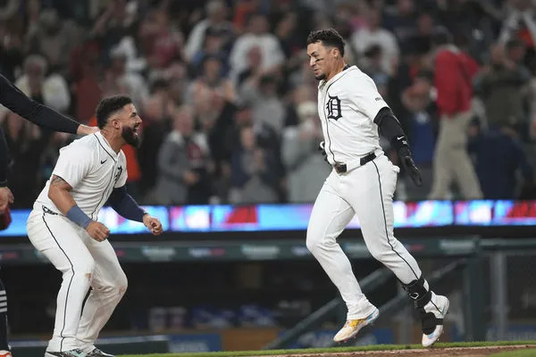 ▲老虎游擊手拜伊茲（Javier Báez ）延長賽擊出再見全壘打助隊取勝。（圖／達志影像／美聯社）