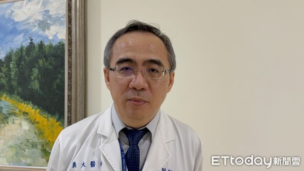 ▲義大癌治療醫院胸腔內科主任吳俊廷。（圖／記者許宥孺攝）
