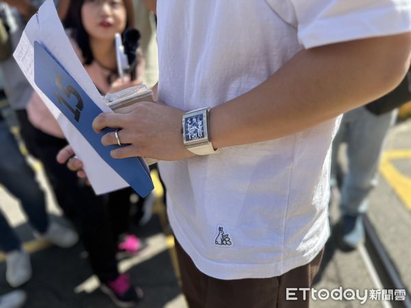 ▲▼一支RM粉鑽手錶標到3900萬！年輕潮男淡定：我要自己戴。（圖／記者許權毅攝）