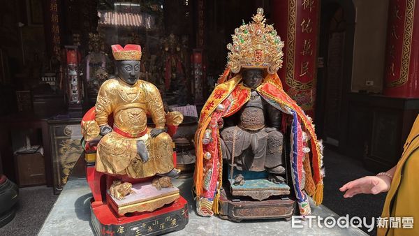 ▲▼雲林土庫鳳山寺迎回聖王公。（圖／記者游瓊華翻攝)