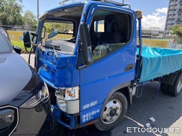 ▲▼BMW車禍             。（圖／記者游芳男翻攝）