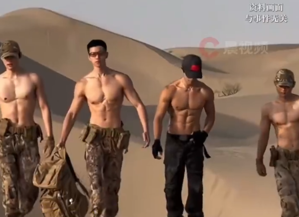 ▲何醫師證實，多看「肌肉男」可緩解壓力。（示意圖／翻攝自微博）