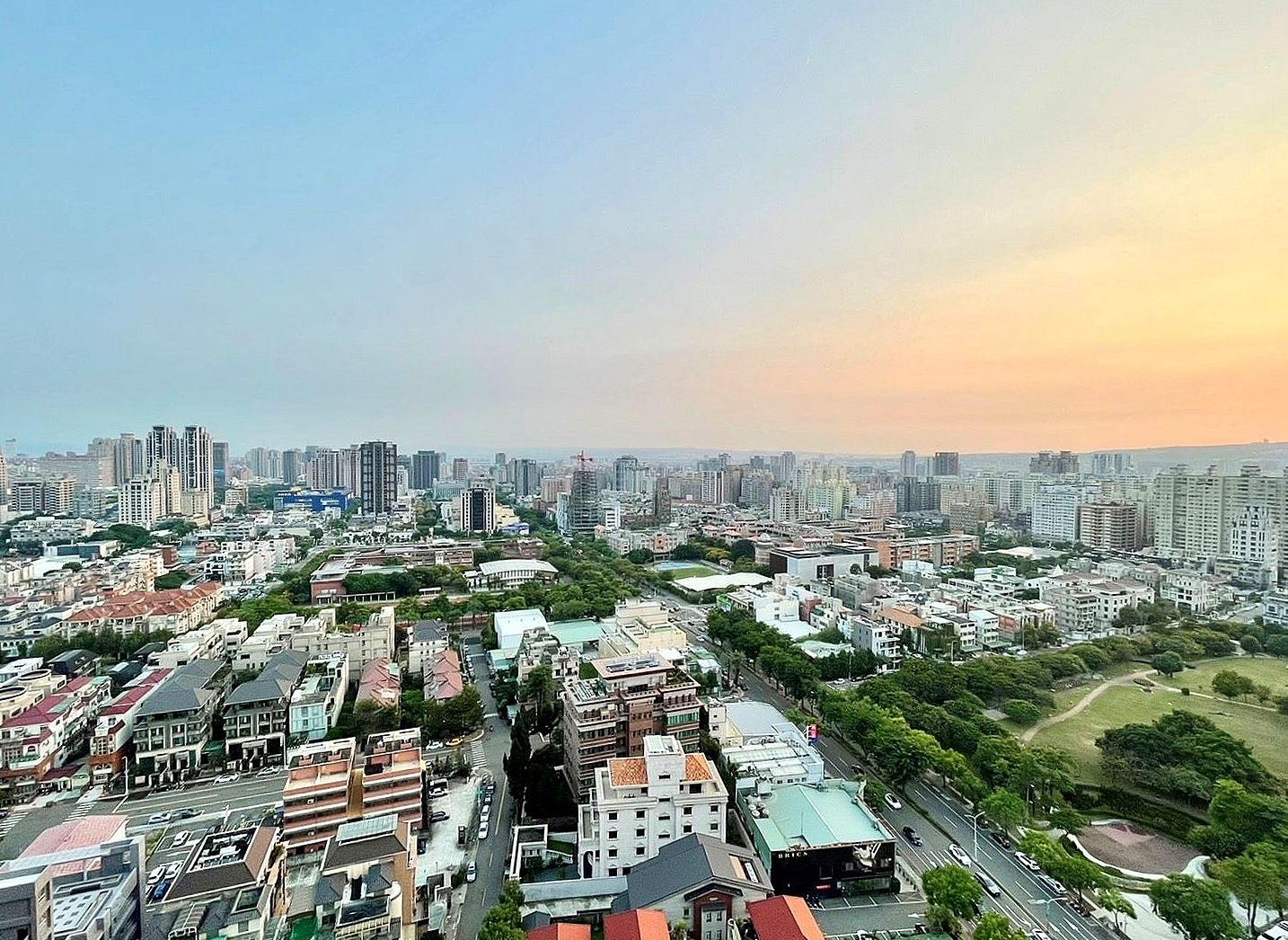 台中預售VS中古價差揭密！這二區中古屋平均單價僅預售屋一半！（圖／永慶房產集團提供）