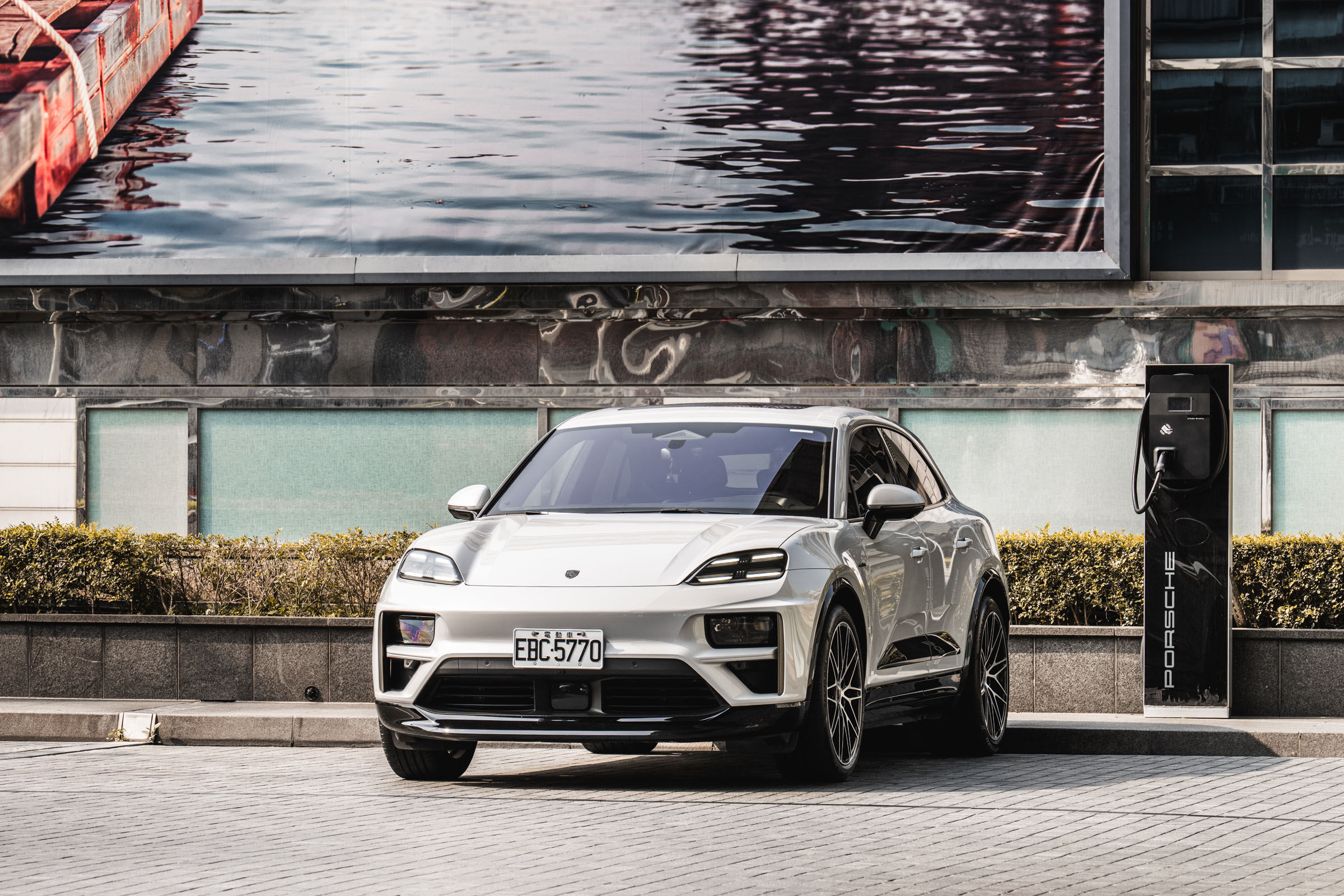 ▲保時捷充電樁。（圖／翻攝自Porsche）