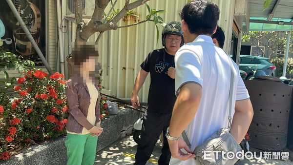 ▲恆春警方逮獲楊姓女車手             。（圖／記者陳崑福翻攝）