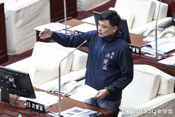 ▲台北市議員洪健益。（圖／記者林敬旻攝）