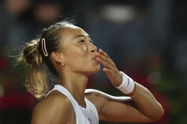 ▲中國一姐鄭欽文晉級羅馬賽4強。（圖／達志影像／美聯社）