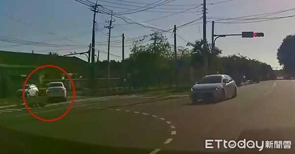 ▲台南新營建業路發生學生騎單車過馬路遭撞人車倒地，網友指出建業路路口駕駛常切西瓜釀危機，警方表示將進一步調查肇因。（圖／翻攝自臉書新營大小事，下同）