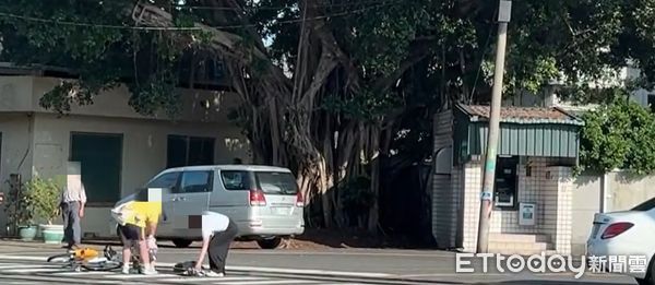 ▲台南新營建業路發生學生騎單車過馬路遭撞人車倒地，網友指出建業路路口駕駛常切西瓜釀危機，警方表示將進一步調查肇因。（圖／翻攝自臉書新營大小事，下同）