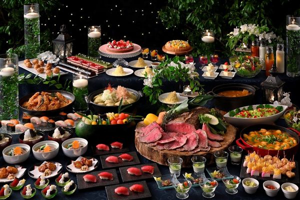 ▲▼東京樁山莊飯店每年舉辦的「螢火蟲之夜」。（圖／©ホテル椿山荘東京）
