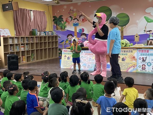 ▲南投縣政府於515兒童安全日前夕赴偏鄉校園辦理故事劇場。（圖／南投縣政府提供）