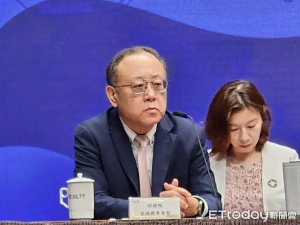 ▲▼政務委員史哲出席行政院記者會。（圖／記者陳家祥攝）