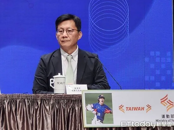 ▲▼教育部次長張廖萬堅出席行政院記者會。（圖／記者陳家祥攝）