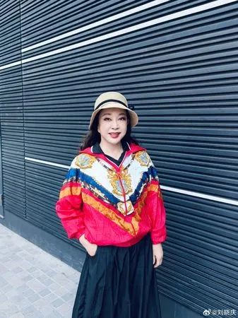 ▲▼74歲劉曉慶遭檢舉逃漏稅！傳官方調查中。（圖／翻攝自微博）