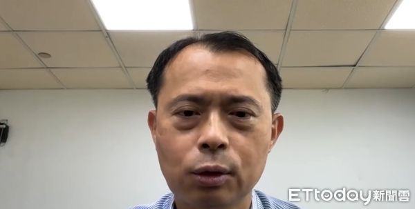 ▲台南新營區仁愛路一棟3樓透天厝清晨倒塌，疑遭鄰工地基礎開挖影響所致，工務局已勒令停工並重罰9萬元。（記者林東良翻攝，下同）