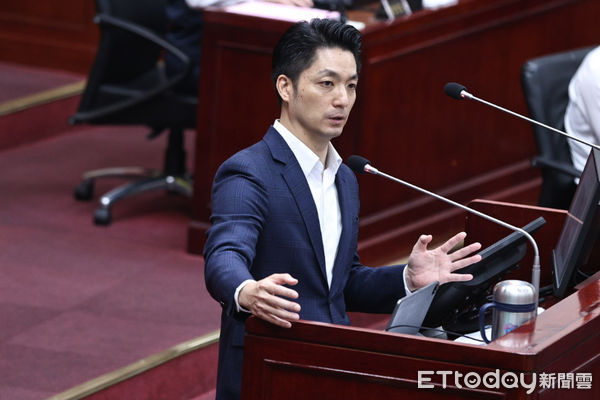 ▲台北市長蔣萬安赴市議會專案報告。（圖／記者林敬旻攝）