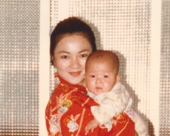 ▲▼ 白冰冰（左）在《誠懇逗陣》介紹球球給大家認識。（圖／長興影視提供）