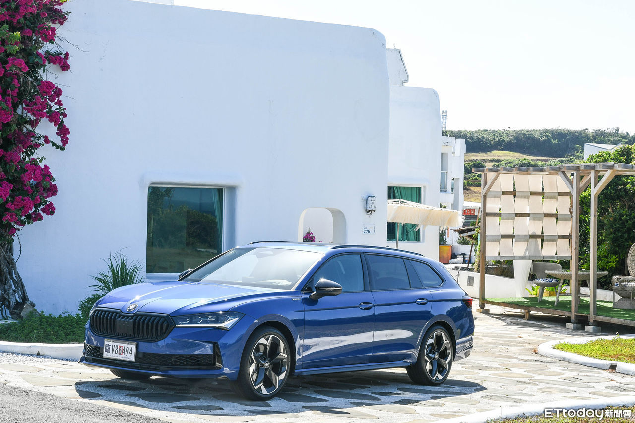 ▲新一代Skoda Superb年輕又變帥！內在舒適大空間，安全更是有感升級。（圖／記者徐煜展攝）