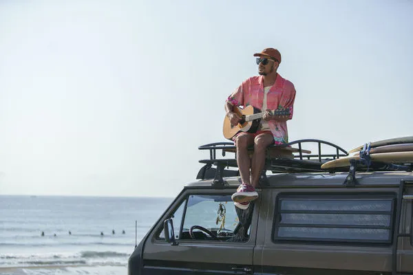 ▲▼張震嶽推出新單曲。（圖／本色音樂提供）