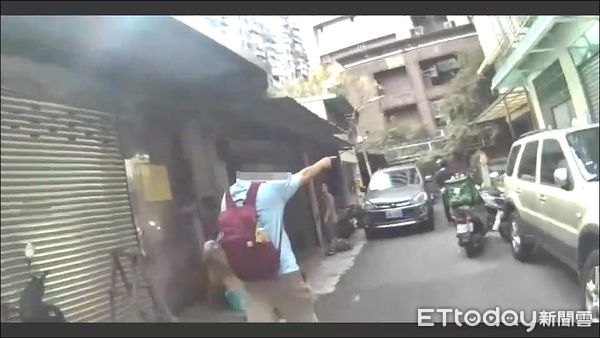 ▲警方除尋獲失竊的公仔外，同時逮捕竊盜通緝的翁男。（圖／記者陸運陞翻攝）