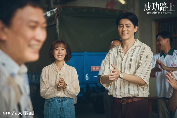 ▲《成功路上》由王識賢（左起）、李程彬、張詩盈、吳翰林主演。（圖／八大電視提供）