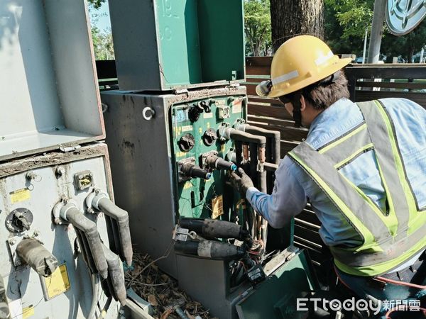 ▲▼台電維修 。（圖／記者賴文萱翻攝）