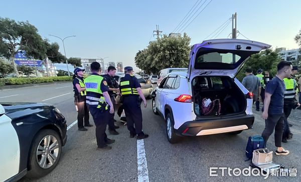 ▲▼男子不滿前任男友一直勾勾纏，2人街道追逐2公里後，下車互毆還砸破前擋玻璃。（圖／民眾提供，下同）