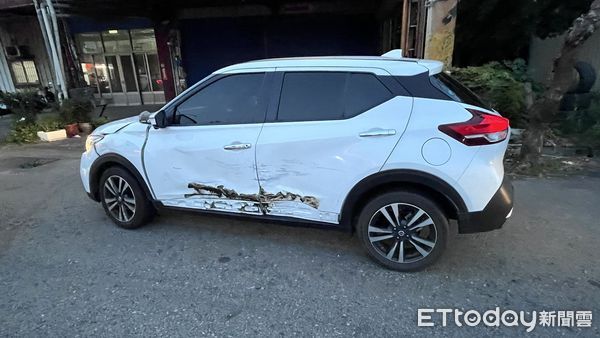 ▲▼男子不滿前任男友一直勾勾纏，2人街道追逐2公里後，下車互毆還砸破前擋玻璃。（圖／民眾提供，下同）