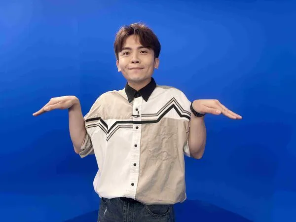 ▲▼黃豪平訪問旅行社老闆瞿光復。（圖／節目提供）