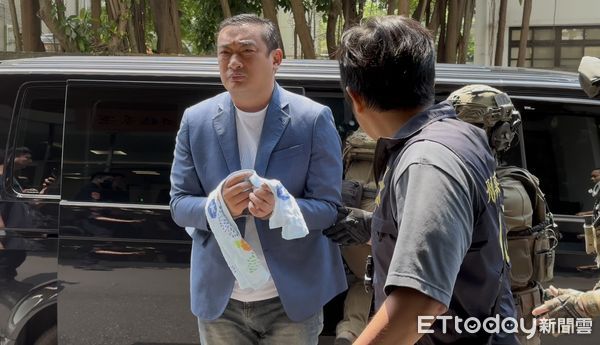 ▲▼吳明達押抵北檢。（圖／記者劉昌松攝）