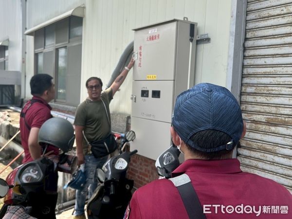 ▲台南市消防局第七大隊今於台糖研究所進行綜合搶救演練，模擬化工與太陽能災害現場應變處置。（記者林東良翻攝，下同）