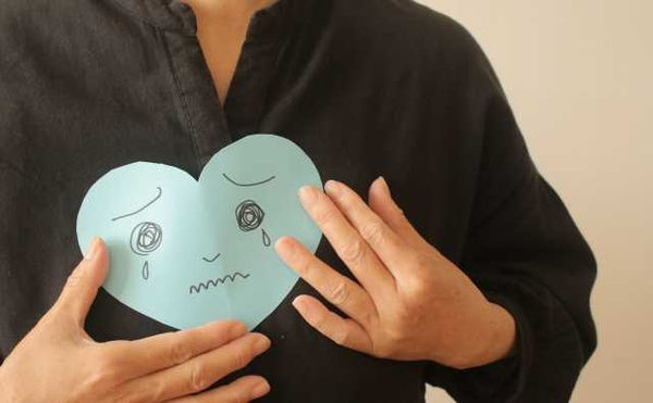 2025年「太陰星化忌」超凶&hellip;這類產業將被淘汰　命理師示警：虛像被戳破