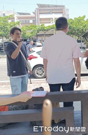 ▲東港警分局逮獲陳姓車手送辦            。（圖／記者陳崑福翻攝）