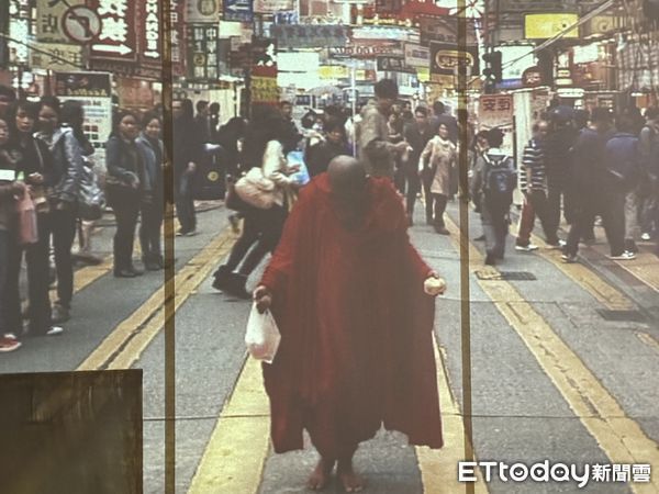 ▲▼高美館與名導蔡明亮合作，推出《行者十步》展覽。（圖／記者許宥孺攝）