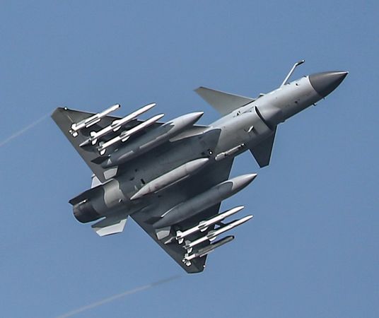 ▲▼巴基斯坦空軍的殲-10C戰機。（圖／翻攝自X／Defence Pakistan） 