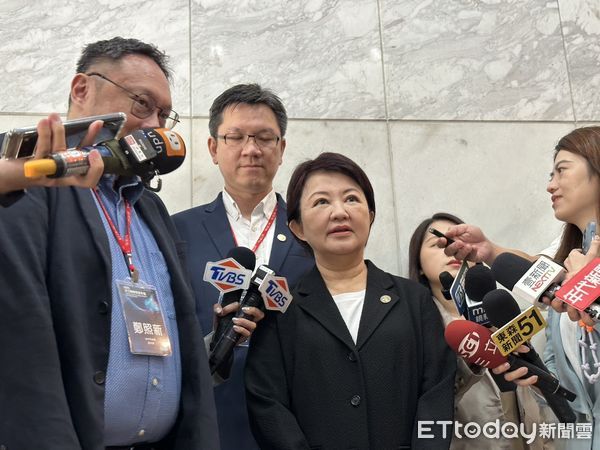▲▼  盧秀燕出席淡江大學第二十一屆紀念鈕先鍾老師國際學術研討會。   。（圖／記者崔至雲攝）