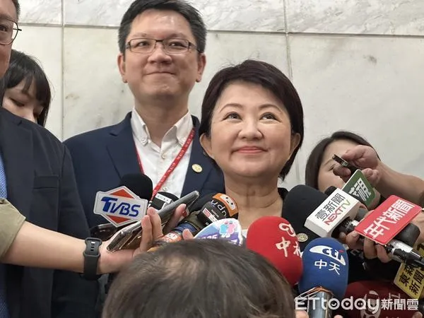 ▲▼  盧秀燕出席淡江大學第二十一屆紀念鈕先鍾老師國際學術研討會。   。（圖／記者崔至雲攝）